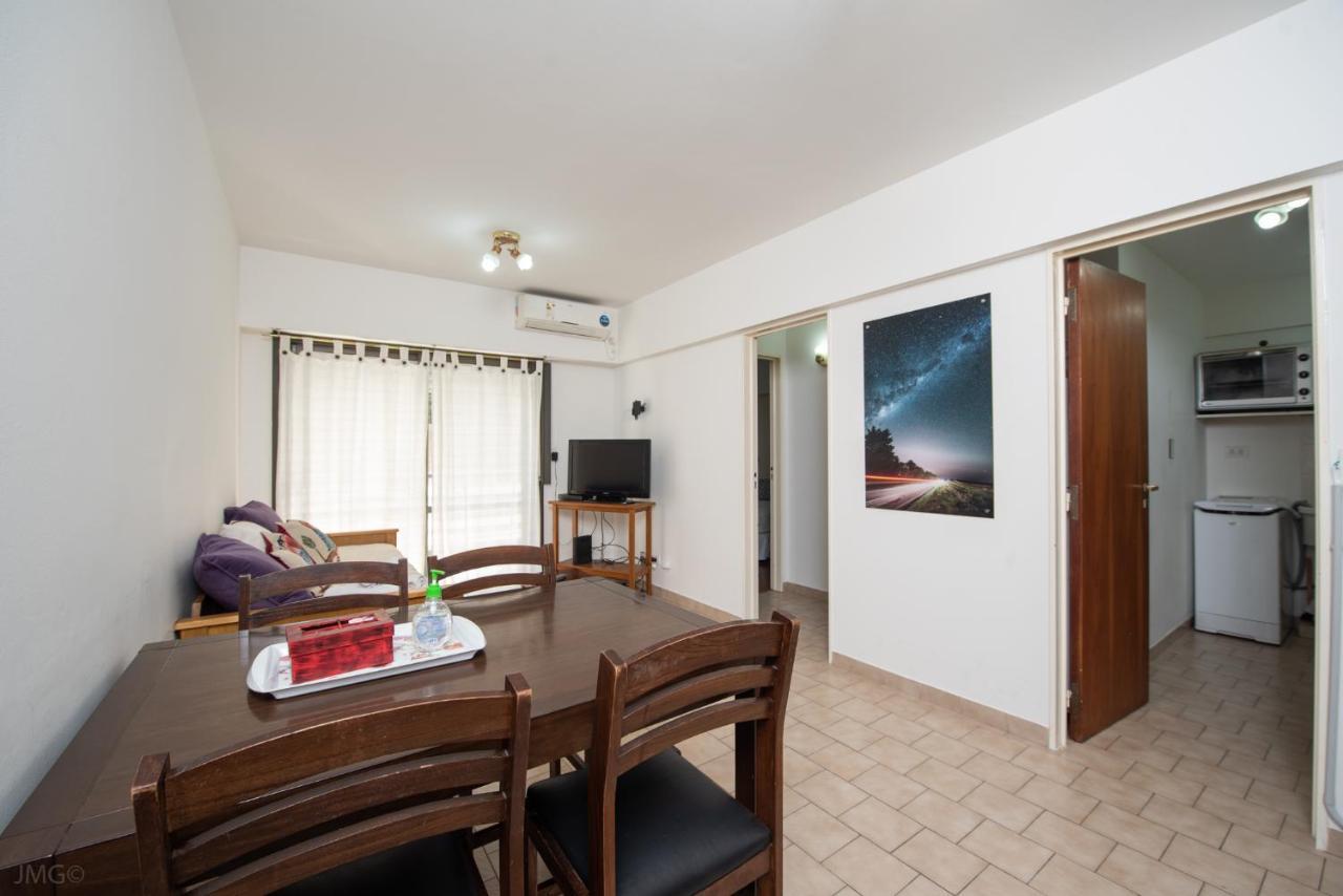 Apartamento Micro Centro para 4 con cochera Bahía Blanca Exterior foto