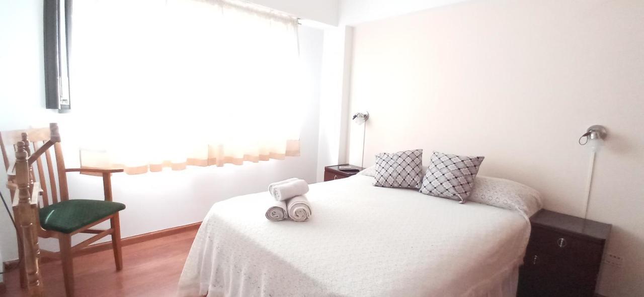 Apartamento Micro Centro para 4 con cochera Bahía Blanca Exterior foto
